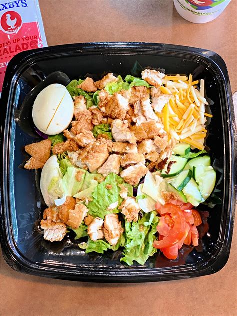 calories in zaxby's salad